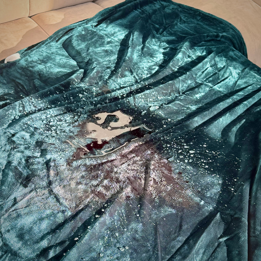 Waterproof Splash Blanket™️ - Emerald Green Double Veluxe