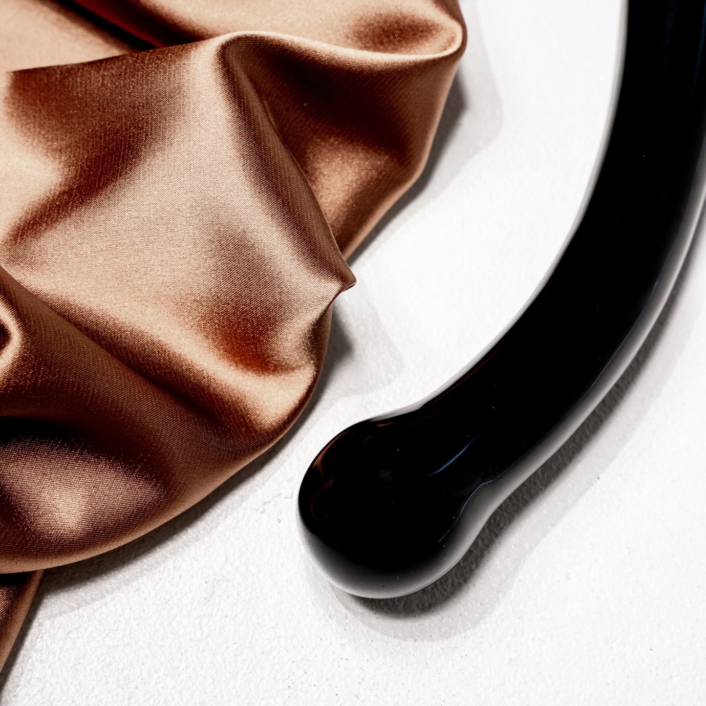 Obsidian Curve Crystal Dildo