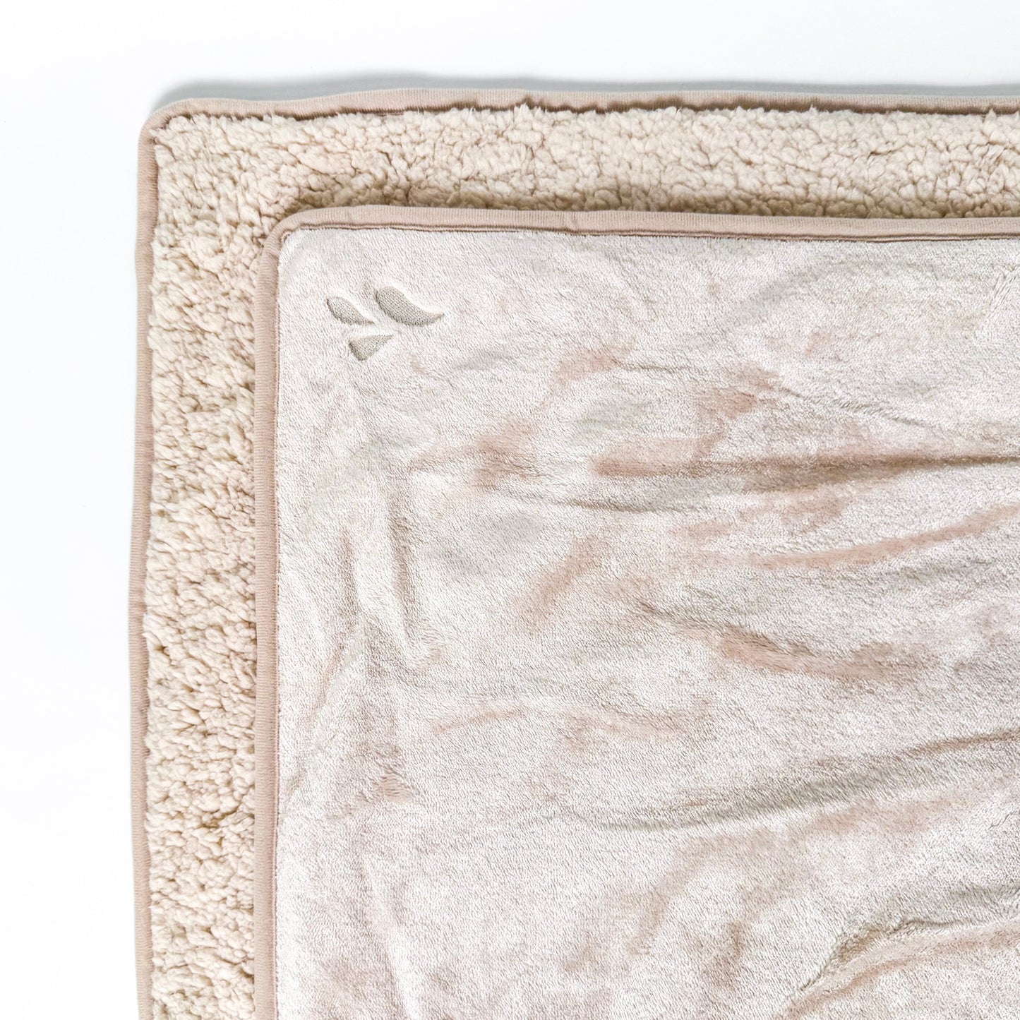 Waterproof Splash Blanket™ - Champagne The OG