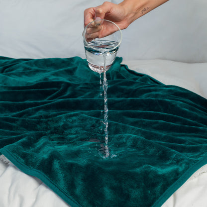 Waterproof Splash Blanket™ - Emerald Green The OG