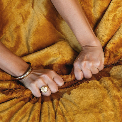 Waterproof Splash blanket™ - Gold Mustard The OG
