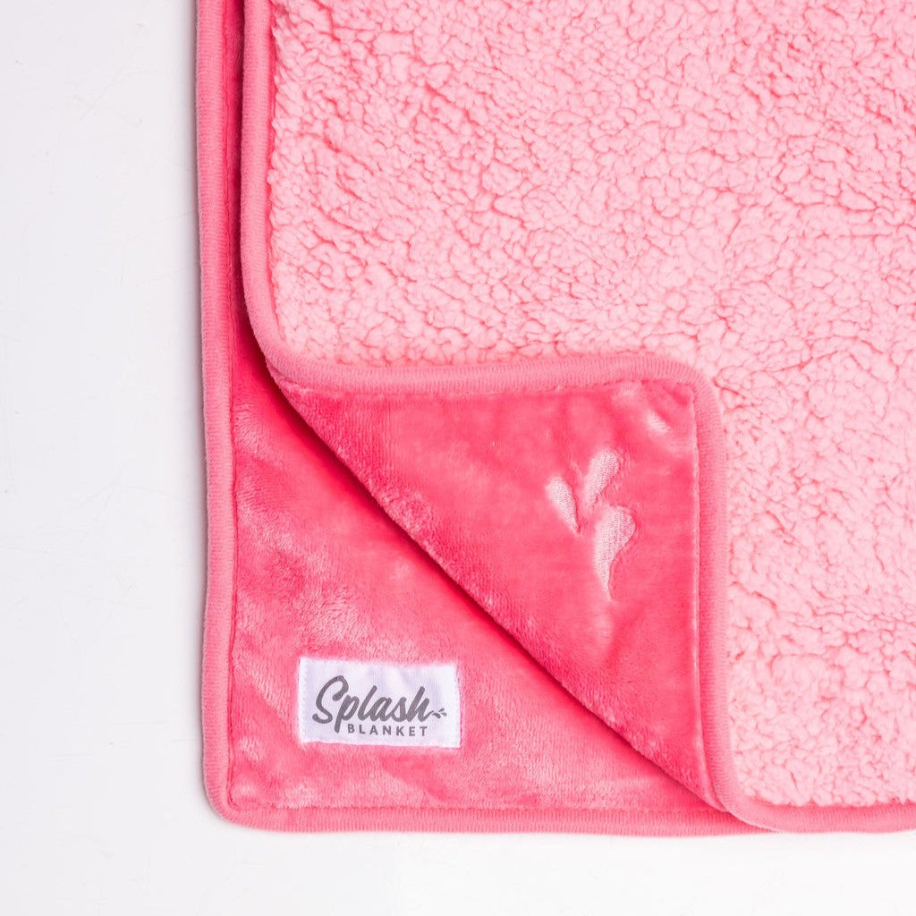 Waterproof Splash Blanket™ - Cupcake The OG