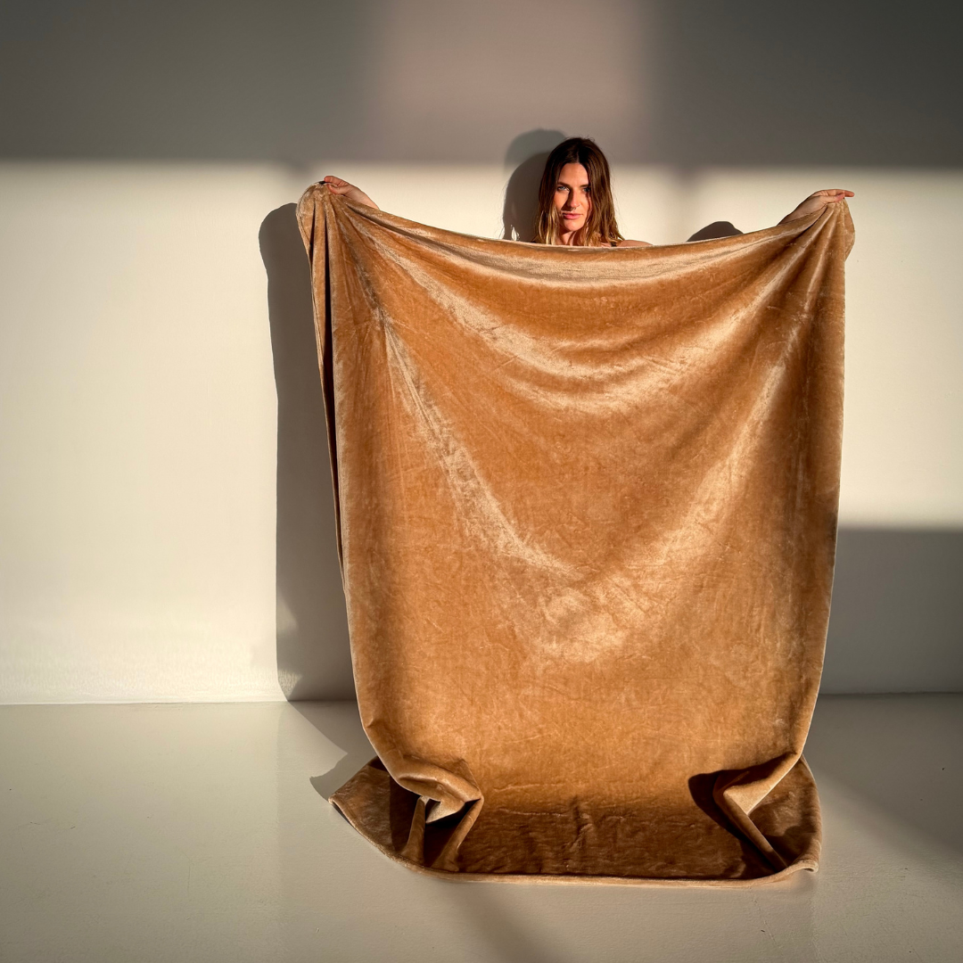 Waterproof Splash Blanket™️ - Fawn Double Veluxe