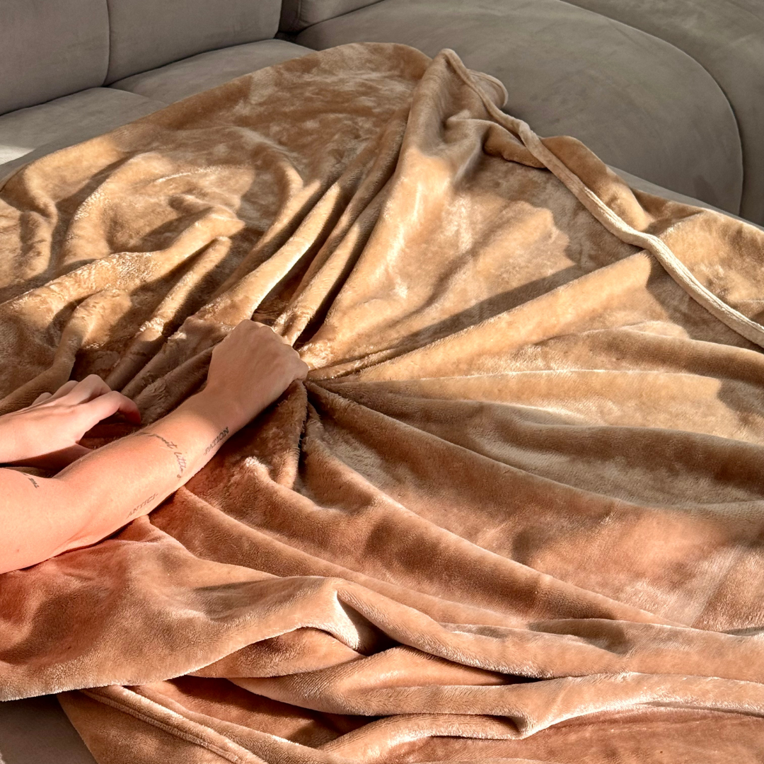 Waterproof Splash Blanket™️ - Fawn Double Veluxe