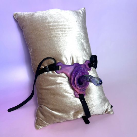 The Ryda - Vulva Silicone Grinder and Pleasure Wand Holder